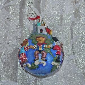 2002 Christopher‎ Radko Teddies Around the World Christmas Ornament